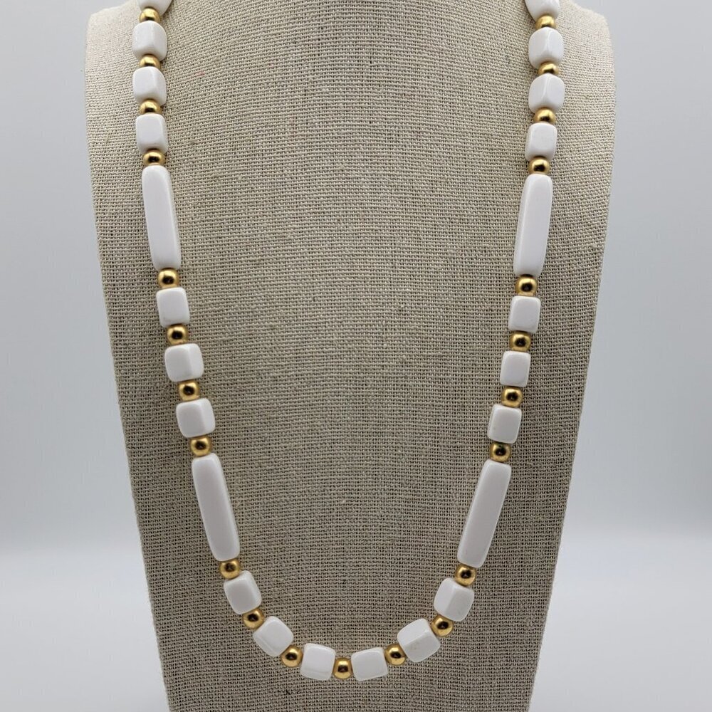 Vintage TRIFARI TM White Lucite Gold Tone Spacer Beaded Necklace 24" Spring Ring